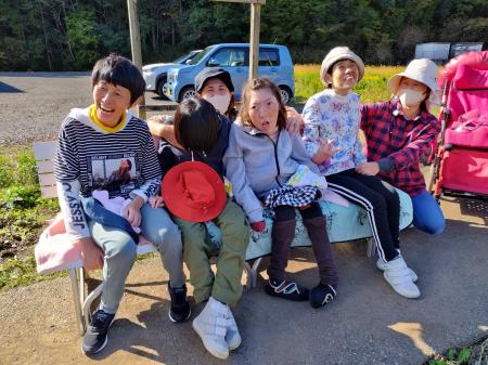 ＜いぶき福祉会＞「えんがわベンチの構想をひらく会」