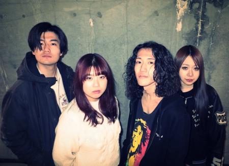 MoritaSaki in the pool、1stEP『This is a Portrait MoritaSaki in the pool、1stEP『This is a Portrait