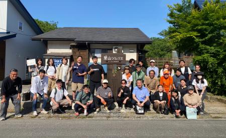 上杉家の城下町・山形(米沢市・南陽市)で、全国20名 上杉家の城下町・山形(米沢市・南陽市)で、全国20名