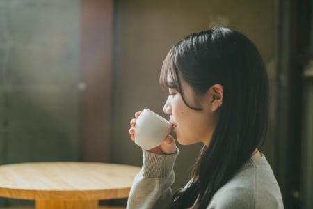 有田焼の技術が生んだ、お湯割り専用酒器『酎呑み（CH