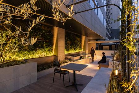 既存建物を活かした環境再生型オフィス「ReTerra新大 既存建物を活かした環境再生型オフィス「ReTerra新大