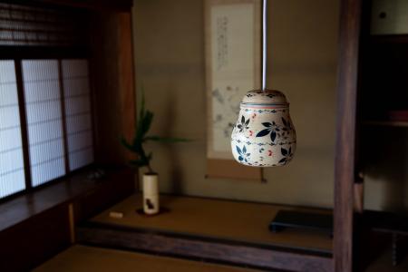 伝統工芸「こけし」が暮らしに寄り添う照明に。Sony D