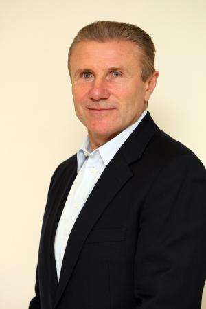 「鳥人」セルゲイ・ブブカ氏 LOCOK陸上競技クラブア 「鳥人」セルゲイ・ブブカ氏 LOCOK陸上競技クラブア