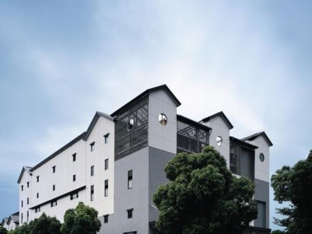 【宝酒造】「白壁蔵」で製造した清酒「松竹梅」が全国 【宝酒造】「白壁蔵」で製造した清酒「松竹梅」が全国