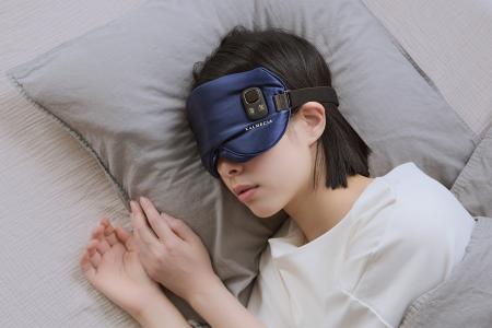 適度な温度と遮光で頭を休める KALMECIA 充電式ホット 適度な温度と遮光で頭を休める KALMECIA 充電式ホット