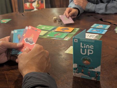 遊んで、知って、自然を守る。話題の知育カードゲーム