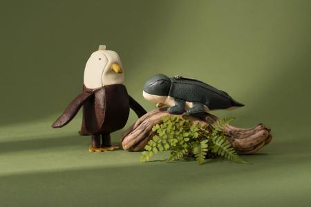 大人の遊び心をつめ込んだ、アニマルシリーズの革小物