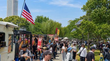 来場者数約8万人！肉の祭典「肉祭presentsホットドッ