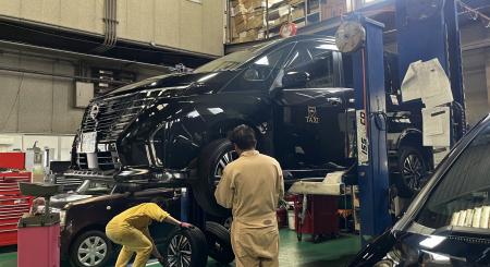 大規模エアコン導入で猛暑から従業員を守る!創業66年 大規模エアコン導入で猛暑から従業員を守る!創業66年