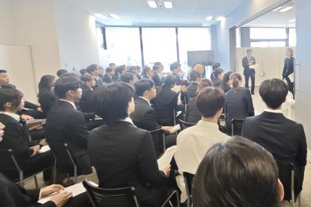 「礼儀正しく意欲的な学生と出会えた」と企業から評価