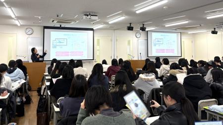 年間2,000名超の学生との直接対面で培った、クオキャ 年間2,000名超の学生との直接対面で培った、クオキャ