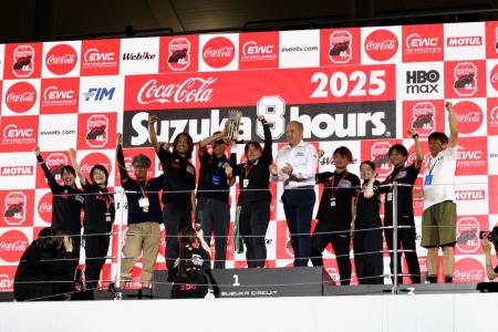 “コカ・コーラ”鈴鹿8耐でアパレル製品の資源循環を実