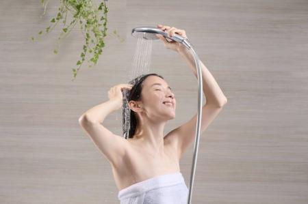 【浄水研究発表】LIXIL、毎日の水道水のシャワーutf-8