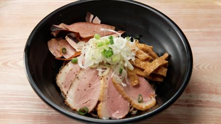 【ＢＳ日テレ】立ち食いそば屋にアンバサダー！？　汁