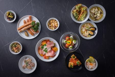 夕食前のスキマ時間を贅沢に。ホテル発の“せんべろ”が