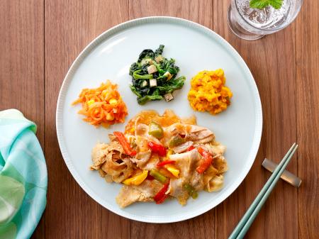 数種類のスパイスをブレンドした特製オイルと一味唐辛