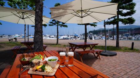 小樽港マリーナに「MARINA BBQ & BEER GARDEN」utf-8