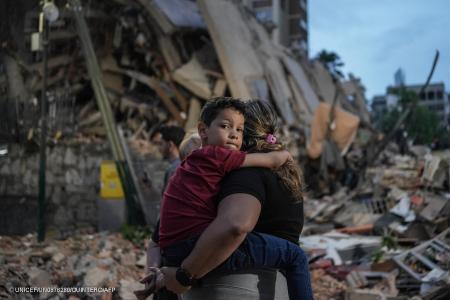 ベネズエラ地震　被災地域には推定390万人の子ども　