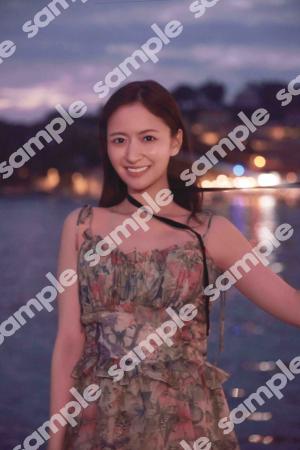 乃木坂46 金川紗耶1st写真集『好きのグラデーション』