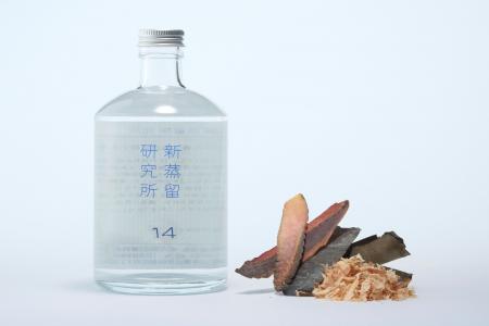 和食の根幹「合わせ出汁」を蒸留。富山発、鰹節と昆布