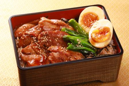 【Makuake限定】予約必須の地鶏料理専門店が贈る鮮度
