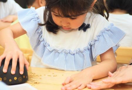 ライクキッズがお米の”一粒の大切さ“を学ぶ食育イベン ライクキッズがお米の”一粒の大切さ“を学ぶ食育イベン