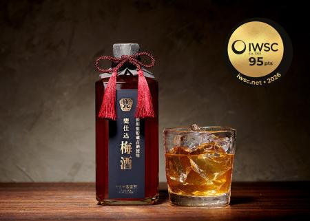 やまや蒸留所の「長期甕貯蔵古酒使用 甕仕込梅酒」が やまや蒸留所の「長期甕貯蔵古酒使用 甕仕込梅酒」が