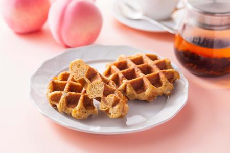 ワッフル専門店『WAFFLE HOLIC』から、夏季限定「白桃 ワッフル専門店『WAFFLE HOLIC』から、夏季限定「白桃