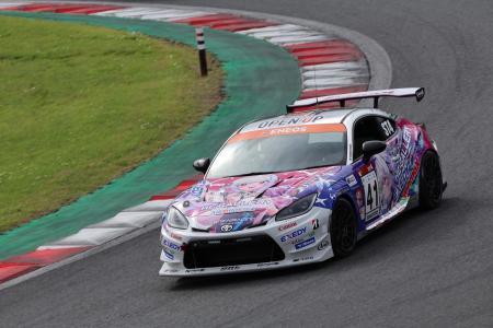 HC GALLERYが参戦するスーパー耐久チームへ協賛