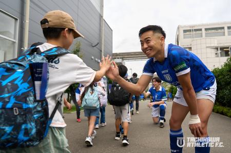 立川市内の児童約1,000名の声援がアリーナを包む「ア