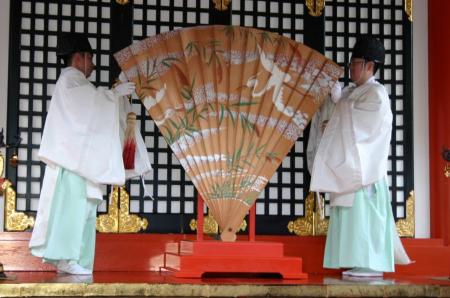 世界遺産・熊野速玉大社で国家安泰と無病息災を祈る夏