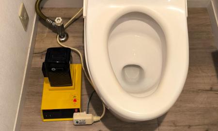 【停電で困るタンクレストイレの流し方とは?】手動レ 【停電で困るタンクレストイレの流し方とは?】手動レ