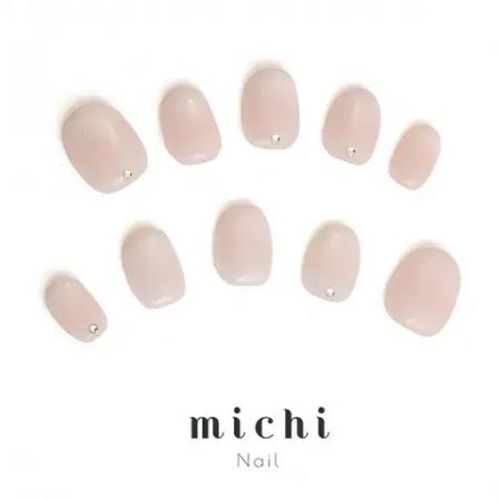 オフィスにもお出かけにもぴったり！大人可愛い新作ネ