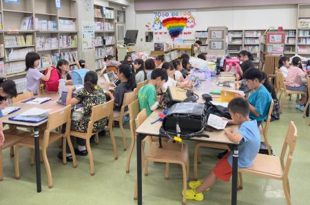 小学生の「朝の居場所づくり」モデル事業を市内の3校 小学生の「朝の居場所づくり」モデル事業を市内の3校