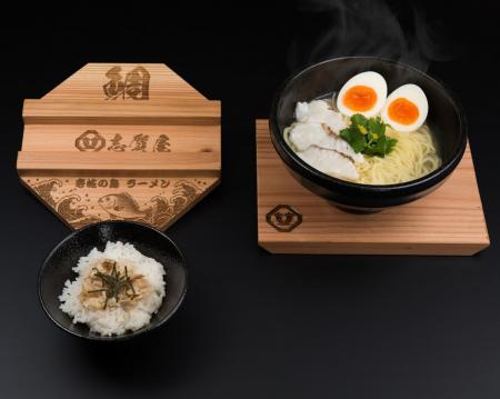 壱岐に初の鯛塩ラーメン専門店開業　4,000円のウニ丼