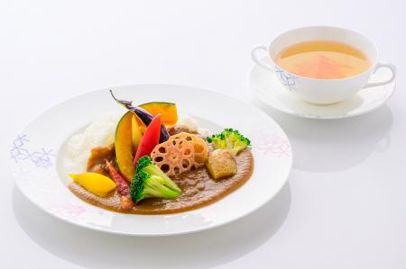 【新日本海フェリー】船内レストラン「日本海を彩る“