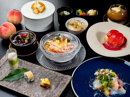 まるまる桃1個がデザート?!　今年の新しい「もも会席