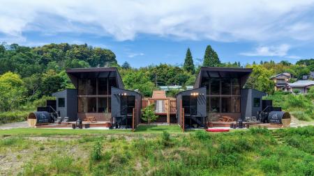 養老川まで数歩でアクセス｜渓谷美に佇む一棟貸しヴィ