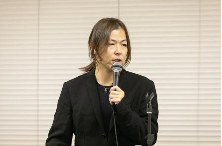投資家・マイキー佐野の初著書『ずる賢い人のための億