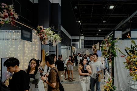 まちを祝いの舞台に変える「IINDA」、シンガポール最 まちを祝いの舞台に変える「IINDA」、シンガポール最