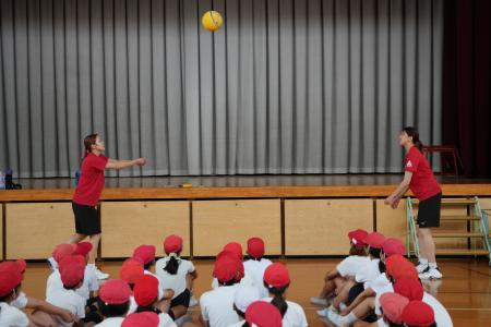 川崎市立古市場小学校でふれあいスポーツ教室を実施/ 川崎市立古市場小学校でふれあいスポーツ教室を実施/