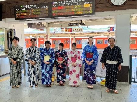 今年も城崎温泉駅の駅係員が、浴衣でお出迎えいたしま