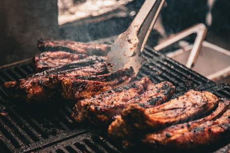 暑い夏でも食欲そそる【本格的なアジアングルメ】と【