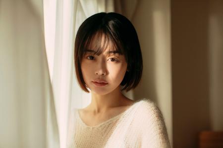 セクシー女優引退を表明したMINAMO、初の半自伝的小説