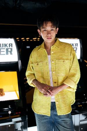 「オニツカタイガー新宿」旗艦店オープンにIVIタレン