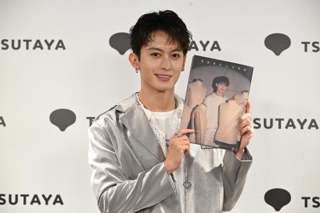 菊池修司が“素顔”をさらけ出す1st写真集を発売!「お 菊池修司が“素顔”をさらけ出す1st写真集を発売!「お