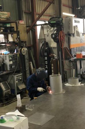 溶接歴50年の職人が率いる株式会社エターナル、公式サ