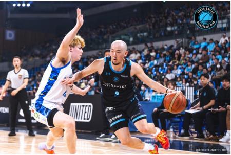 東京ユナイテッドバスケットボールクラブとのオフィシ 東京ユナイテッドバスケットボールクラブとのオフィシ