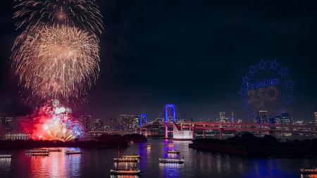 レッドクリフ、東京・お台場で開催されたアメリカ建国 レッドクリフ、東京・お台場で開催されたアメリカ建国