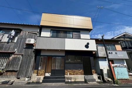 和の趣と“ひょうたん”の意匠を楽しむ宿泊施設「口熊野